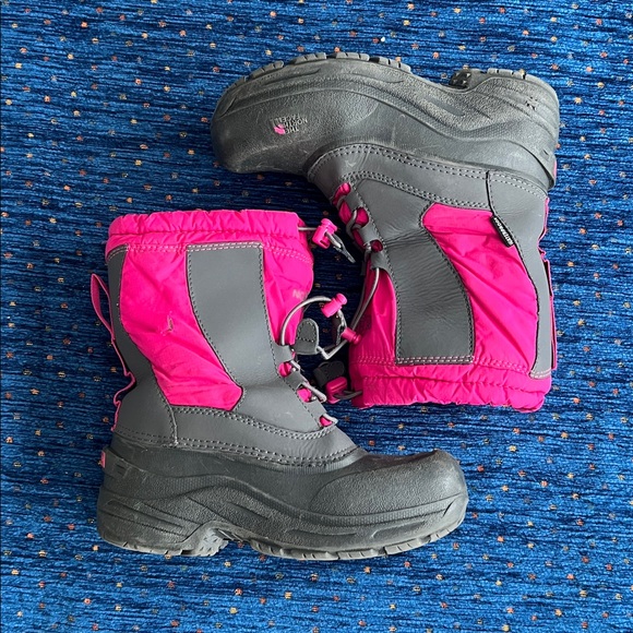 The North Face girls size 2 Alpenglow winter boots Fuchsia and Charcoal - Picture 8 of 10